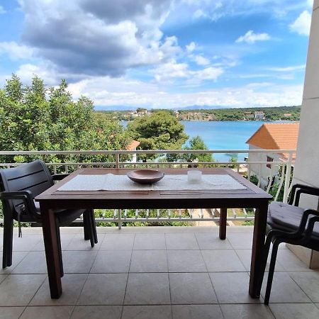 Ceratonia Apartments Lovište Kültér fotó