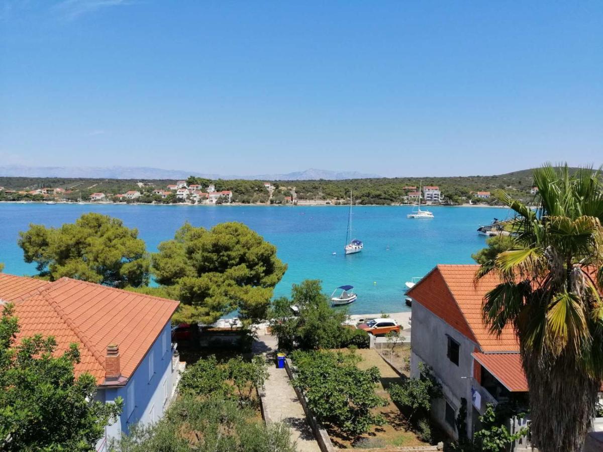 Ceratonia Apartments Lovište Kültér fotó