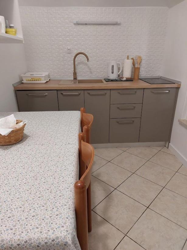 Ceratonia Apartments Lovište Kültér fotó